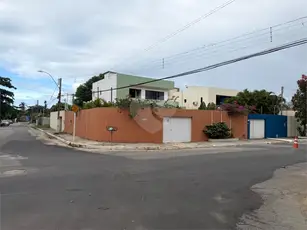 Casa à venda com 2 quartos, sendo 1 suíte, em Guaxuma, Maceió - AL